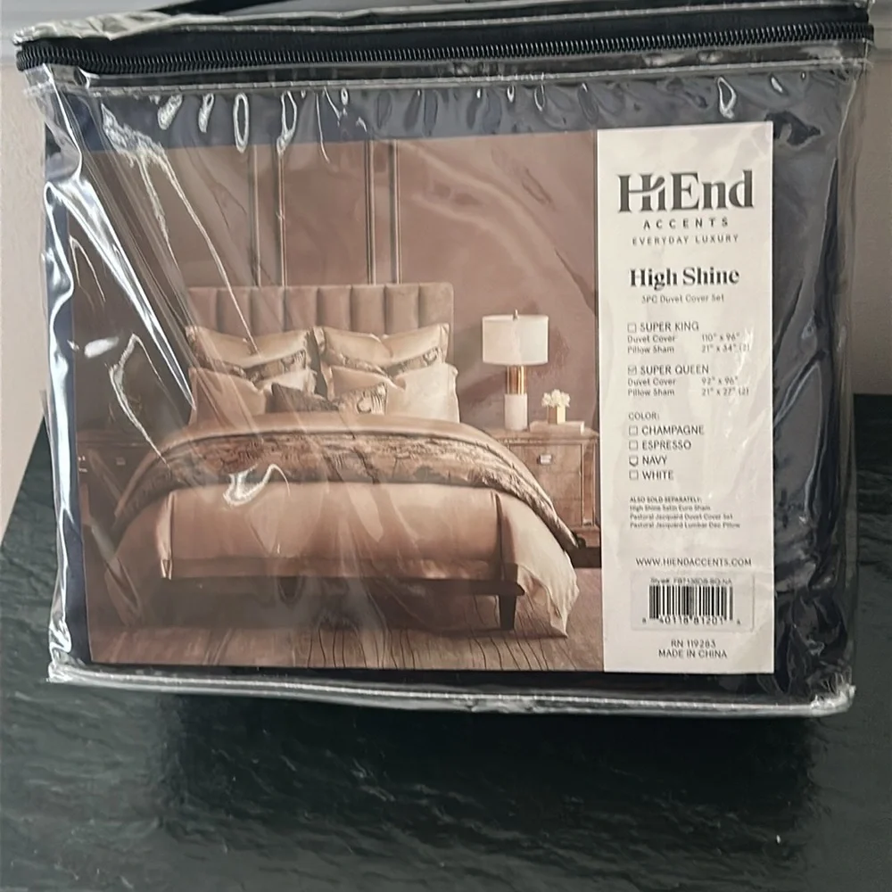 HiEnd High Shine Navy 3 Piece Duvet Cover Set